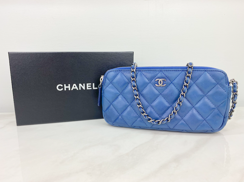 CHANEL LAMBSKIN QUILTED SMALL CLUCTH WITH CHAIN (BLUE)