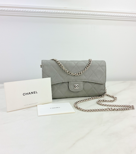 CHANEL CAVIAR QUILTED CLASSIC GUSSET FLAP WALLET (GREY)