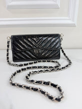 CHANEL CHEVRON QUILTED CLASIC FLAP WALLET / WOC IN BLACK AND SILVER PATENT METALLIC