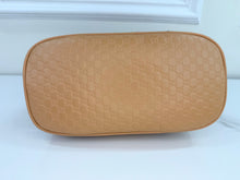 GUCCI MICROGUSSISSIMA MINI DOME BAG IN TAN