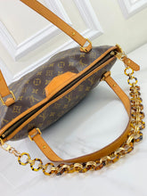 LOUIS VUITTON ESTRELA MM