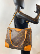 LOUIS VUITTON ESTRELA MM