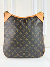 LOUIS VUITTON ODEON MM MONOGRAM