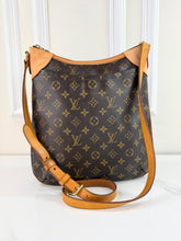 LOUIS VUITTON ODEON MM MONOGRAM