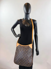 LOUIS VUITTON ODEON MM MONOGRAM