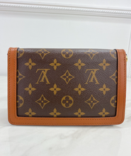LOUIS VUITTON REVERSE DAUPHINE BUM BAG / CROSSBODY
