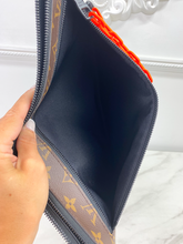 LOUIS VUITTON SOLAR RAY A4 POUCH (LIMITED EDITION)
