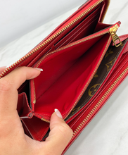 LOUIS VUITTON RETIRO ZIPPY WALLET