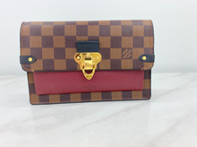 LOUIS VUITTON VAVIN CHAIN WALLET DE