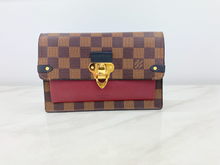 LOUIS VUITTON VAVIN CHAIN WALLET DE