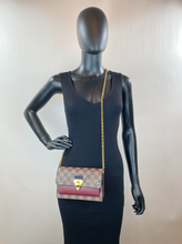 LOUIS VUITTON VAVIN CHAIN WALLET DE