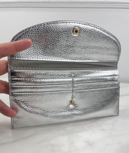 GG FLAP WALLET (SILVER)
