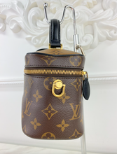 LOUIS VUITTON REVERSE MONOGRAM VANITY PM