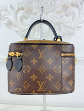 LOUIS VUITTON REVERSE MONOGRAM VANITY PM