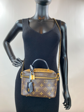 LOUIS VUITTON REVERSE MONOGRAM VANITY PM