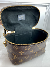 LOUIS VUITTON REVERSE MONOGRAM VANITY PM