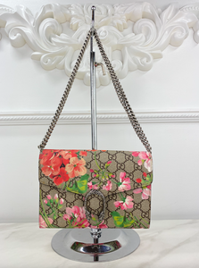 GUCCI DIONYSUS BLOOMS CHAIN WALLET