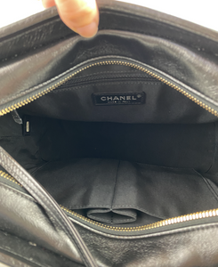 CHANEL GABRIELLE HOBO CALFSKIN / WOOL