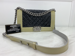 CHANEL BOY FLAP PATENT ( MEDIUM - CRYSTAL)