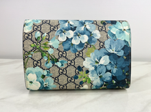 GUCCI BLOOMS DIONYSUS CHAIN WALLET (BLUE)