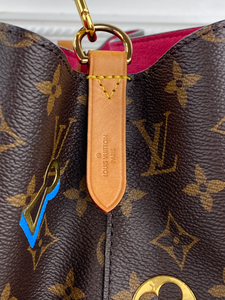 LOUIS VUITTON MONOGRAM LOVE LOCK NEONOE LIMITED EDITION