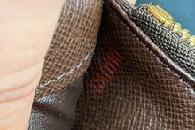LOUIS VUITTON WALLET DE INSOLITE / WRISTLET