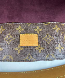 LOUIS VUITTON MELIE HOBO MONO