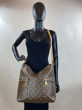 LOUIS VUITTON MELIE HOBO MONO