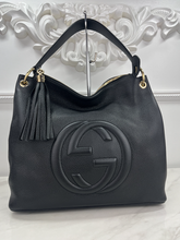 GUCCI SOHO HOBO PEBBLED CALFSKIN (BLACK)