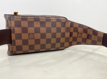 LOUIS VUITTON GERONIMOS WAIST BAG