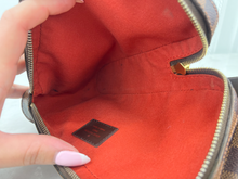 LOUIS VUITTON GERONIMOS WAIST BAG