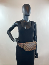 LOUIS VUITTON GERONIMOS WAIST BAG