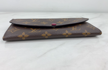 LOUIS VUITTON WALLET EMILIE (FUCHSIA)