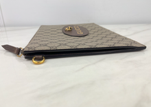 GUCCI GG SUPREME MONOGRAM NEO VINTAGE ZIP WRISTLET POUCH