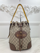 GUCCI NEO VINTAGE BUCKET BACKPACK (MEDIUM SIZE)