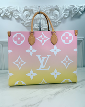 LOUIS VUITTON ON THE GO GM "BY THE POOL" LIMITED EDITION