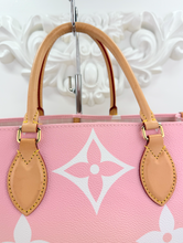 LOUIS VUITTON ON THE GO GM "BY THE POOL" LIMITED EDITION