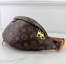 LOUIS VUITTON BUM BAG