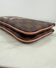 LOUIS VUITTON DOUBLE ZIP POCHETTE DE