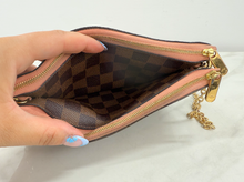 LOUIS VUITTON DOUBLE ZIP POCHETTE DE