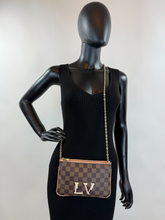 LOUIS VUITTON DOUBLE ZIP POCHETTE DE