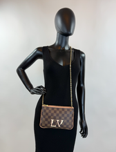 LOUIS VUITTON DOUBLE ZIP POCHETTE DE