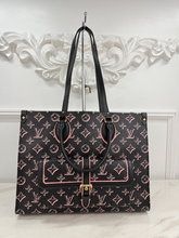 LOUIS VUITTON ON THE GO MM "FALL FOR YOU" LIMITED EDITION