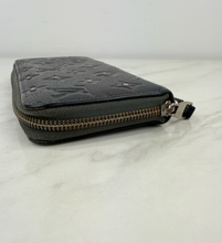 LOUIS VUITTON WALLET  ZIPPY STUDDED (BLACK - LIMITED EDITION)