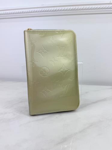 LOUIS VUITTON WALLET VERNIS ZIP (BEIGE)