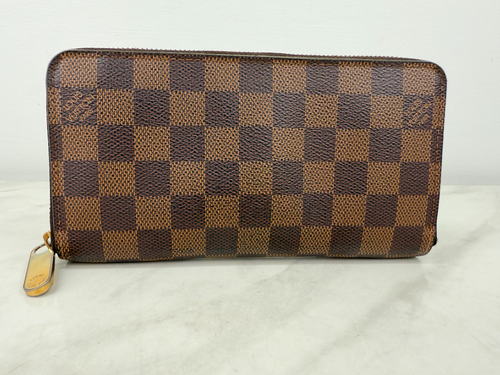 LOUIS VUITTON WALLET ZIPPY DE CA1026
