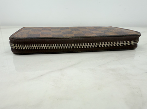 LOUIS VUITTON WALLET ZIPPY DE CA1026