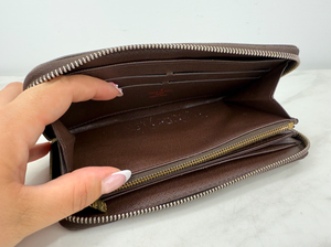 LOUIS VUITTON WALLET ZIPPY DE CA1026