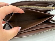 LOUIS VUITTON WALLET ZIPPY DE CA1026