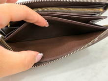 LOUIS VUITTON WALLET ZIPPY DE CA1026